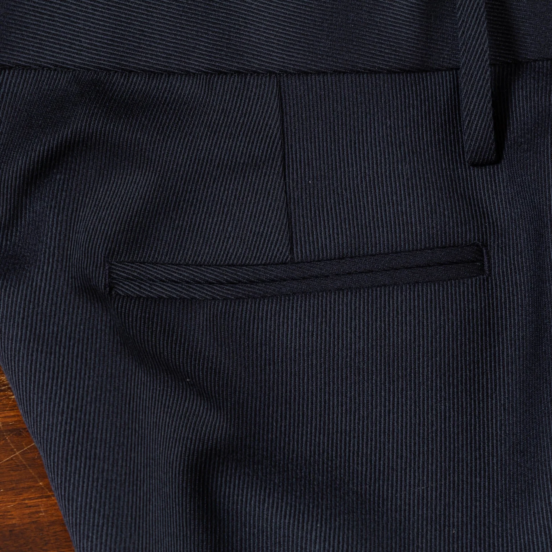 【タグ付き】cornier worsted wool slacks navy Trousers Dark Blue Whipcord Super 120's Worsted Wool — De